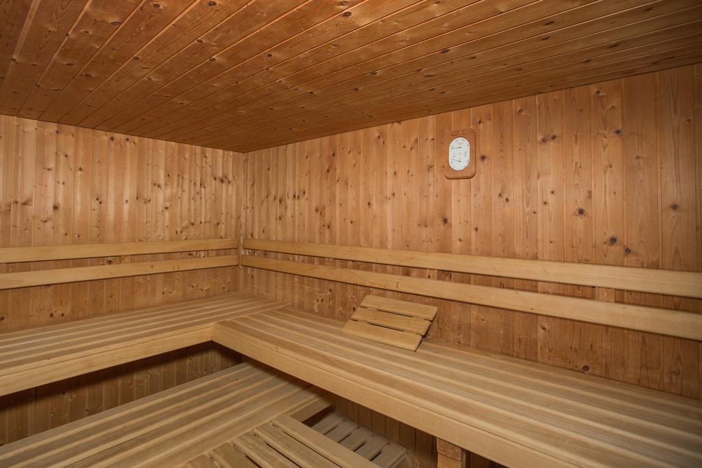 Berghaus Nagens Hostel Flims Luaran gambar